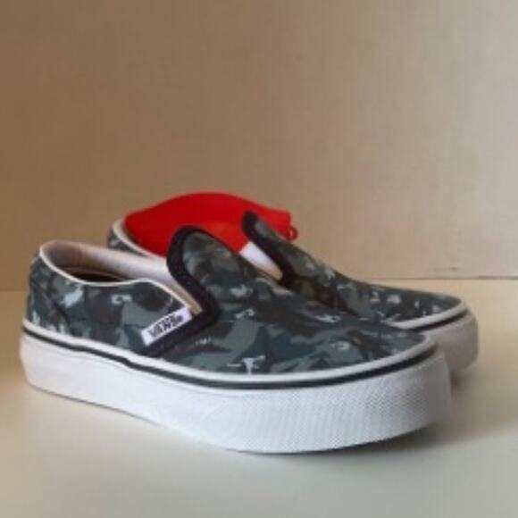Vans Kids Classic Slip-On Shoe Animal Camo Parisian Night/True White 10.5K NEW - Picture 7 of 11